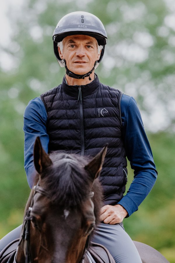 Equitheme Verwarmde Bodywarmer Charlie Black - Afbeelding 5